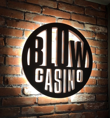 看板のアドセイコー公式サイト内 電飾看板 金属 電飾箱文字 点滅看板 施工事例画像